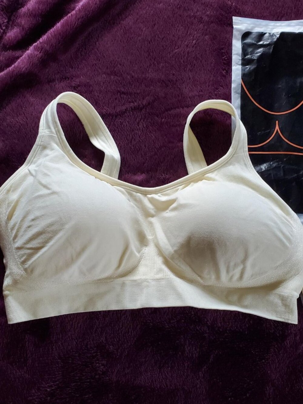 NWT Truekind® Daily Comfort Wireless Shaper Bra - XL - Offwhite
